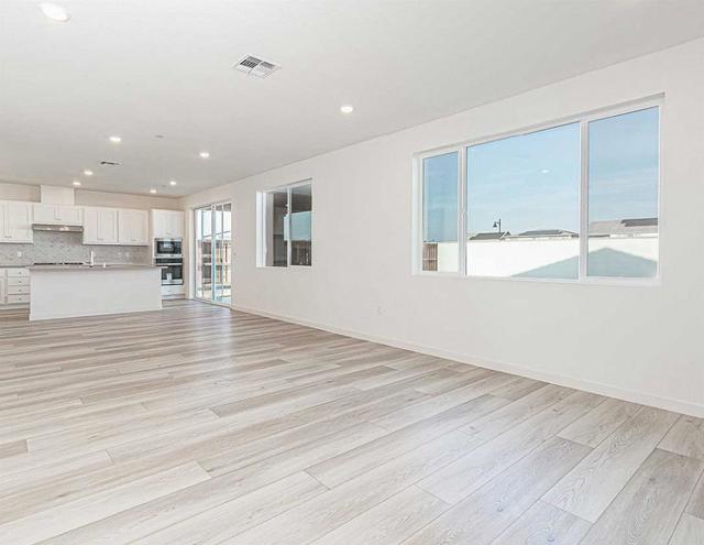 3173 Benitti Street, Lathrop CA: https://media.crmls.org/mediaz/31a75e7e-f278-44db-90a3-4eef154a444c.jpg