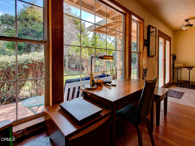 Detail Gallery Image 4 of 73 For 17750 Barbizon Ln, Fort Bragg,  CA 95437 - 3 Beds | 2 Baths