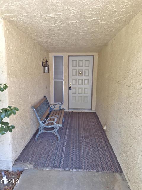 24121 Village 24, Camarillo CA: https://media.crmls.org/mediaz/31a9f346-aa41-4004-a838-eca44d847e76.jpg