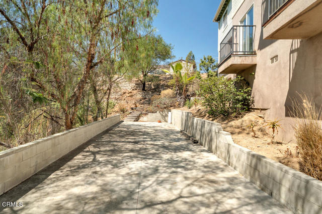 Detail Gallery Image 41 of 52 For 1300 Blue Hill Rd, Los Angeles,  CA 90041 - 4 Beds | 2/1 Baths