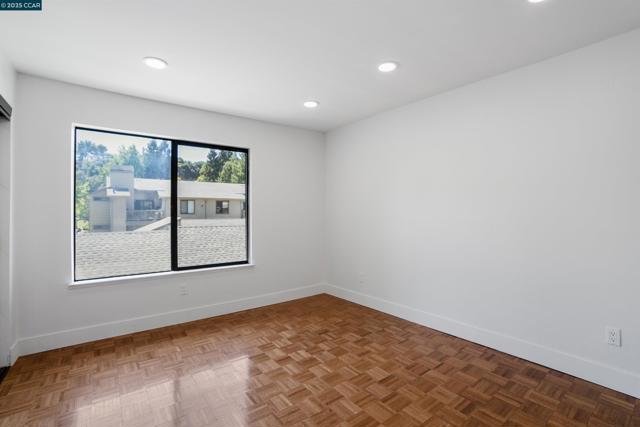 802 Dover, Hercules CA: https://media.crmls.org/mediaz/31aa4710-ad8a-48ae-9fc0-1dac8c7a1988.jpg