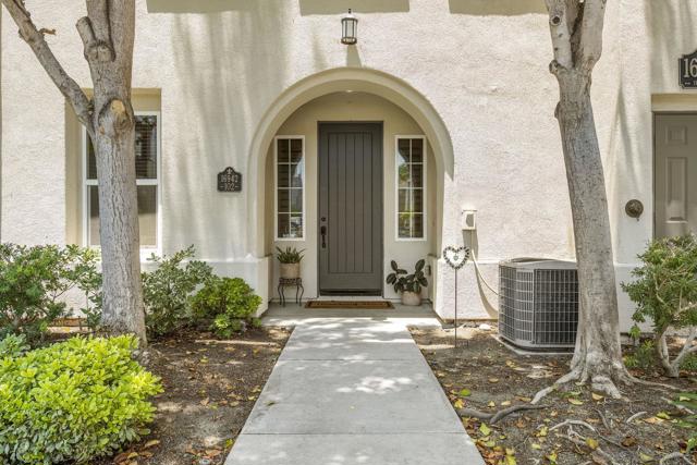 16942 Vasquez Way, San Diego CA: https://media.crmls.org/mediaz/31ab07ba-567a-4e1d-a796-006158fb0562.jpg