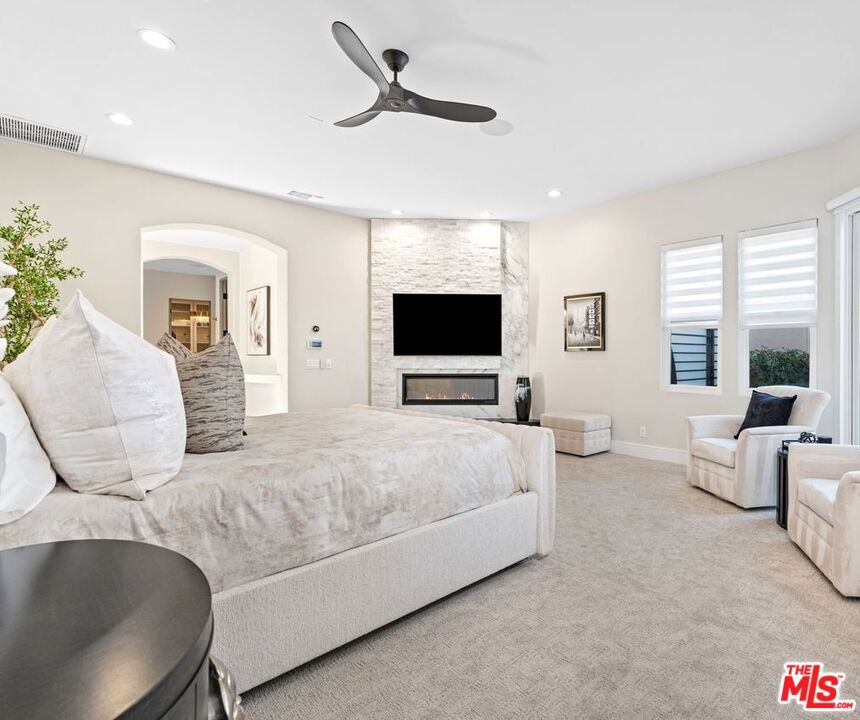 MLS #25619353 image #22