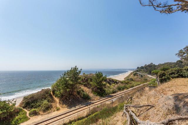 30 Elena Road, La Selva Beach CA: https://media.crmls.org/mediaz/31ac8ba7-6be7-4ac2-944b-a6efa2c76037.jpg