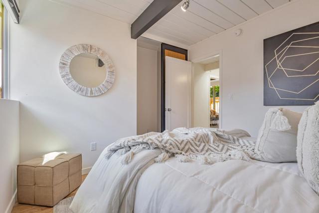 1664 Eleanor Drive, San Mateo CA: https://media.crmls.org/mediaz/31acdf39-9441-40b7-96a5-9f6acf9c18af.jpg