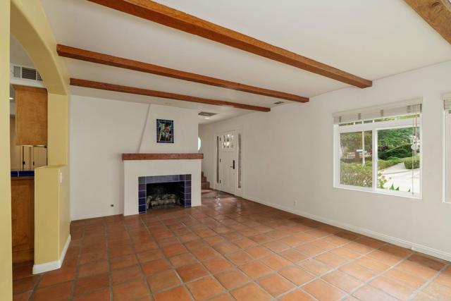 Detail Gallery Image 7 of 64 For 398 Aliso St, Ventura,  CA 93001 - 4 Beds | 3/1 Baths