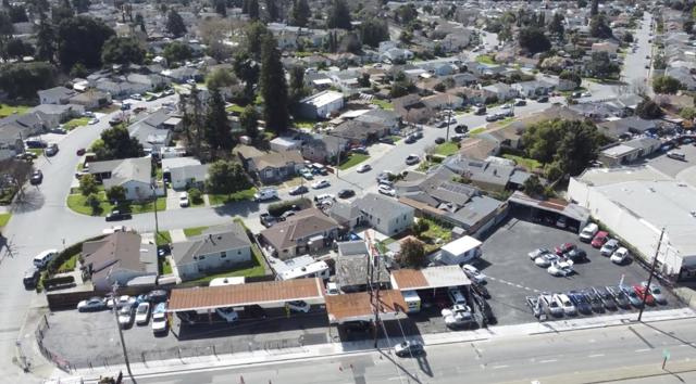 Image 2 of 4 For 19895 Mission Boulevard
