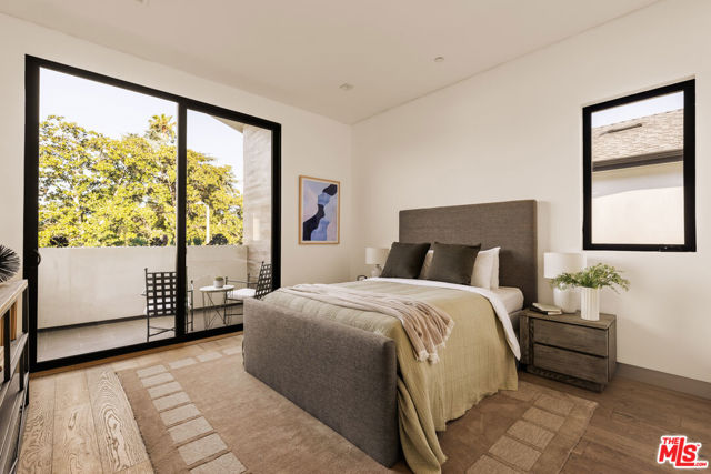 4445 Camellia Avenue, Studio City CA: https://media.crmls.org/mediaz/31ae8a2c-f533-4cb3-ba6b-b8da681a4ca8.jpg