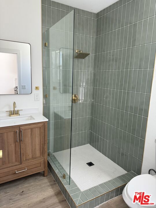 3815 W 60th Street, Los Angeles CA: https://media.crmls.org/mediaz/31afabef-117a-49cb-ae1d-114699e03eb5.jpg