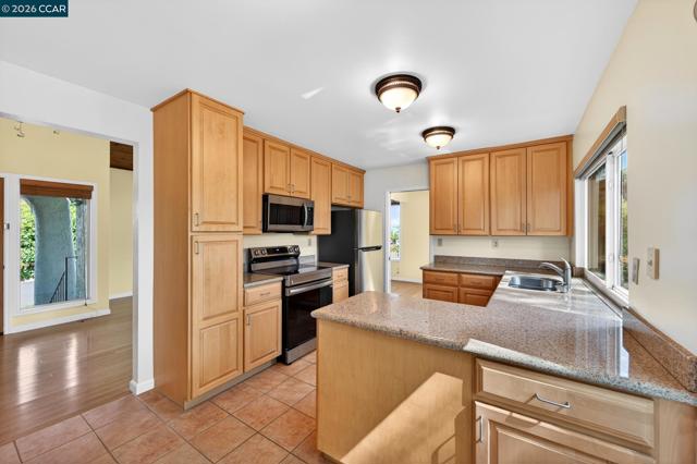 Image 33 of 60 For 2134 Whippoorwill Ct