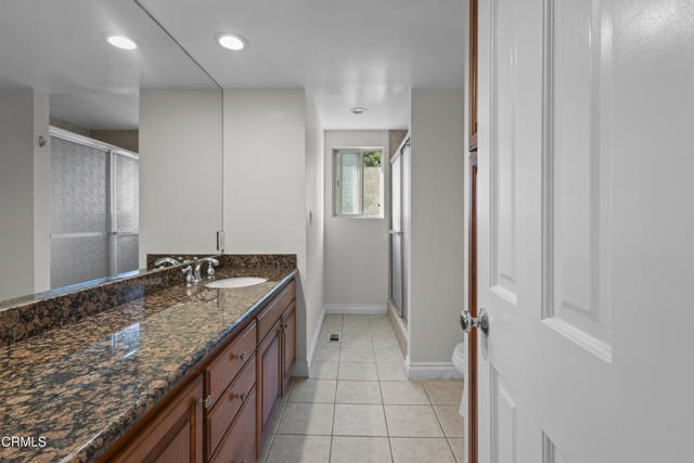 590 Alosta Drive, Camarillo CA: https://media.crmls.org/mediaz/31b1f963-e3bd-414d-9e13-4ef2365cdffd.jpg