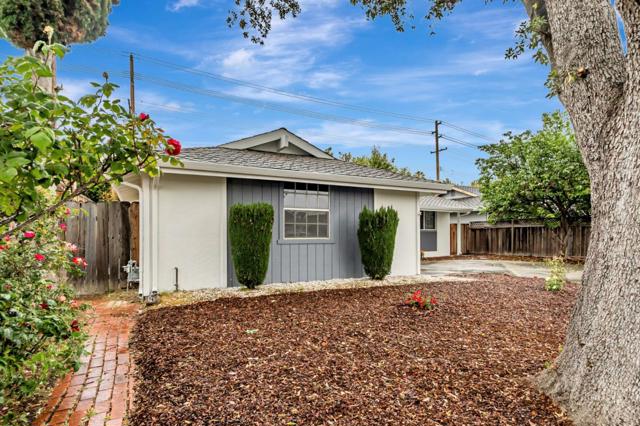 2050 Coolidge Drive, Santa Clara CA: https://media.crmls.org/mediaz/31b37950-ef15-40e7-95f5-0f26d4218143.jpg