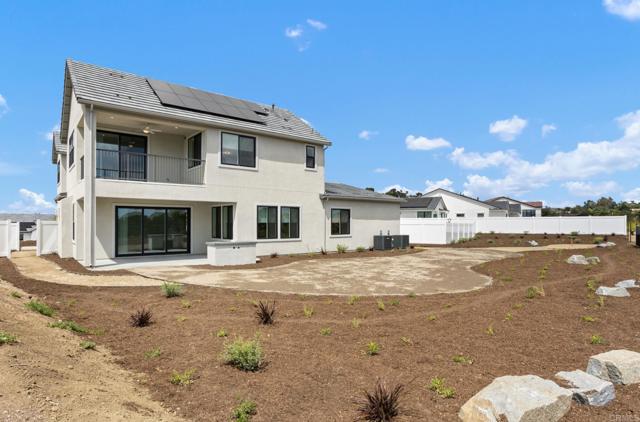 Detail Gallery Image 39 of 41 For 1220 Stonemark Place #MAIN HOUSE,  Vista,  CA 92081 - 6 Beds | 5 Baths