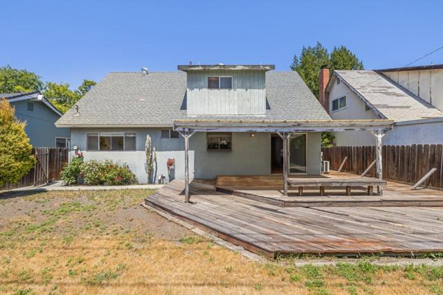 260 Bangor Avenue, San Jose CA: https://media.crmls.org/mediaz/31b60f52-af9c-43cb-bc30-b973fb7a026f.jpg