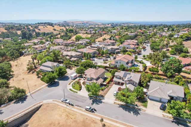 6307 Hematite Court, San Jose CA: https://media.crmls.org/mediaz/31b7debe-b38a-4cf8-9753-5ccff2a01feb.jpg