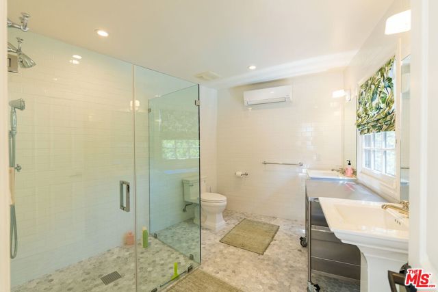2324 N Vermont Avenue, Los Angeles CA: https://media.crmls.org/mediaz/31b98745-5175-46aa-8382-ccfbf00d1b19.jpg