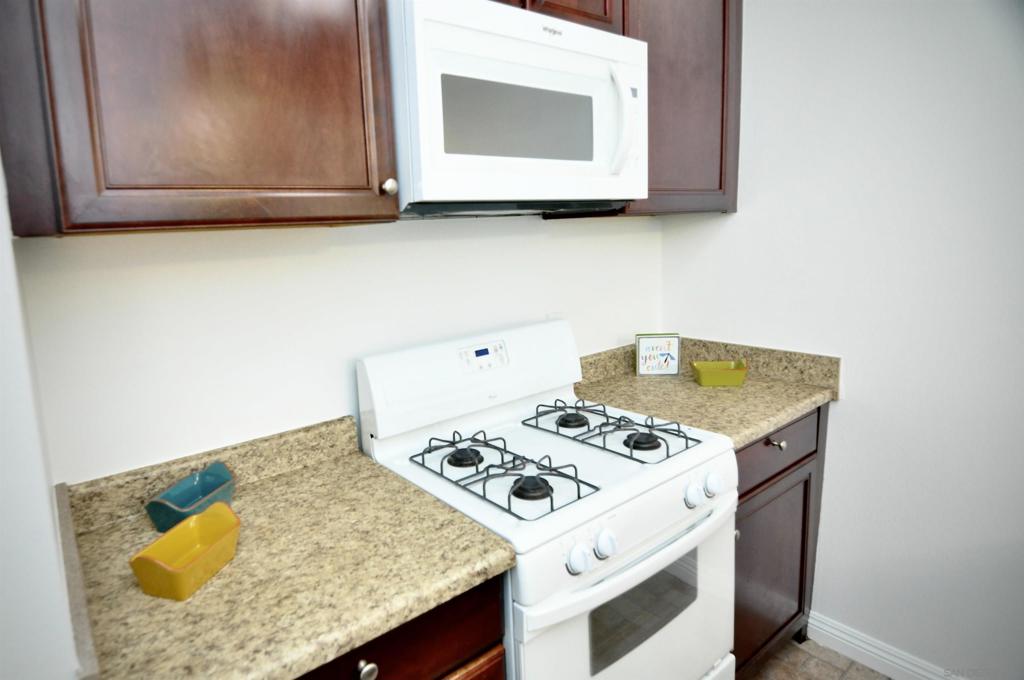 1621 Hotel Circle S - photo 4