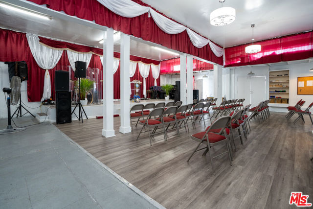 Image 11 of 22 For 1645 48th Street