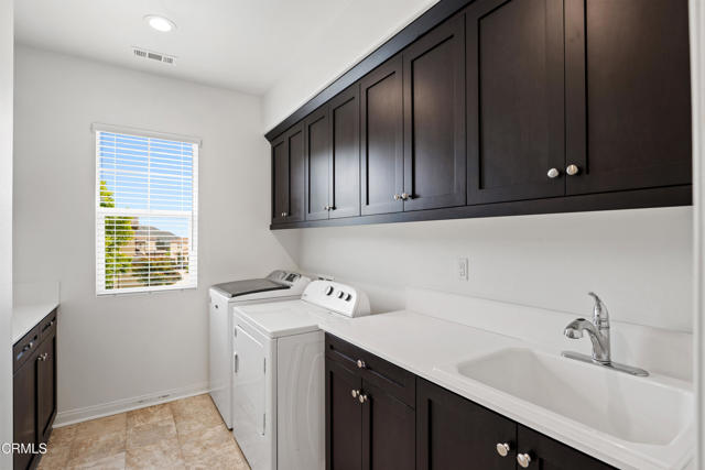 481 Alabama Street, Ventura CA: https://media.crmls.org/mediaz/31bbaa63-bbb0-4aca-a30e-5311b3f10281.jpg