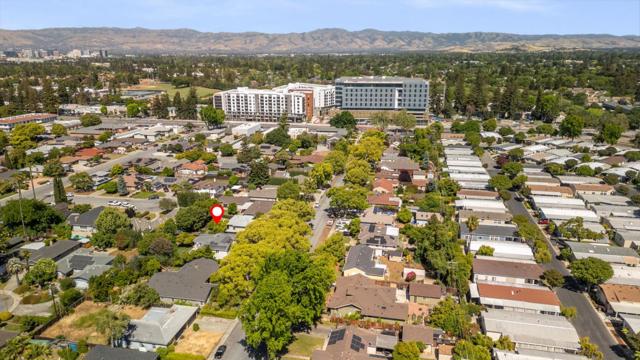 581 Pamlar Avenue, San Jose CA: https://media.crmls.org/mediaz/31bce6e2-a0b5-41f1-b905-6c5e9a73058f.jpg