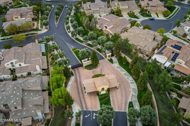 23752 Noble Fir Court, Valencia CA: https://media.crmls.org/mediaz/31bce7af-c485-47e3-b549-74120805acf9.jpg