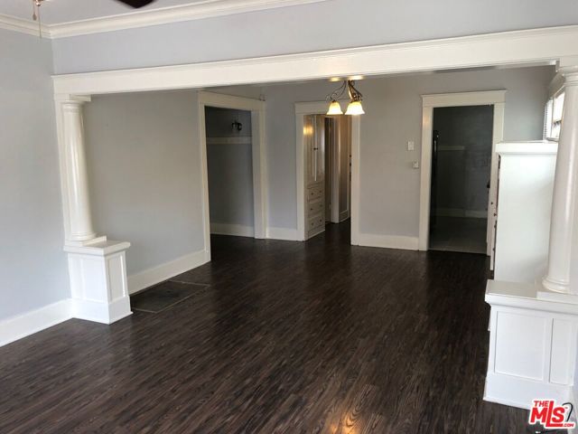 1604 La Fayette Road, Los Angeles CA: https://media.crmls.org/mediaz/31bd822a-4fbb-4e1d-931a-ab9831db0afb.jpg