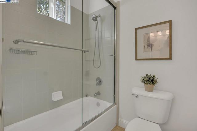 Image 19 of 57 For 7193 Rosecliff Ct