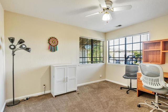 1206 Sycamore Court, Gilroy CA: https://media.crmls.org/mediaz/31be381a-4003-42cc-951b-345d19b8708b.jpg