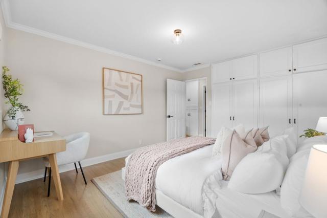 1709 Peartree Lane, Mountain View CA: https://media.crmls.org/mediaz/31beee51-5b41-4e13-a703-c1e63b1bebe5.jpg