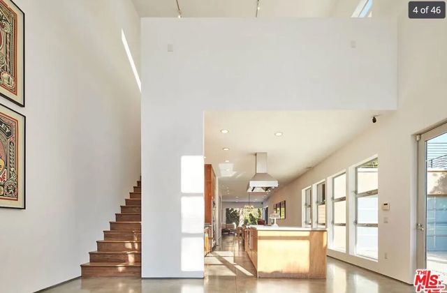 4430 Lindblade Drive, Los Angeles CA: https://media.crmls.org/mediaz/31c038e3-b9bd-440a-9ad5-b2e6a9683ddb.jpg