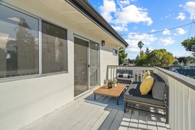 2416 Johnson Place, Santa Clara CA: https://media.crmls.org/mediaz/31c21eaf-c3f8-4d40-9ccc-11f906ce294b.jpg