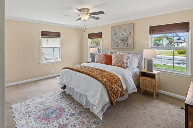 209 Orange Drive, Salinas CA: https://media.crmls.org/mediaz/31c2caf6-04c6-4b55-8e7b-c38b73b4d89e.jpg