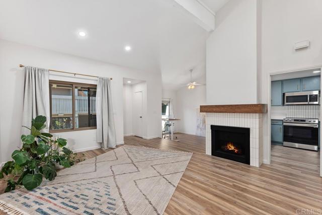 Image 5 of 26 For 2352 Altisma Way 15