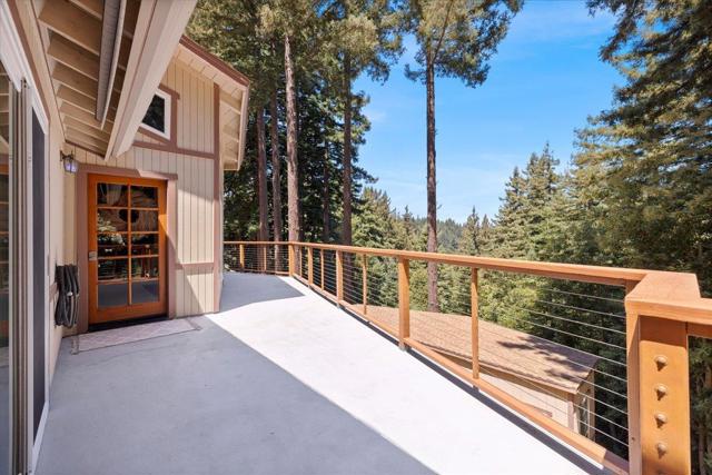 26000 Pierce Road, Los Gatos CA: https://media.crmls.org/mediaz/31c3e9d8-e4a6-4c13-abb3-1f77b6b02908.jpg