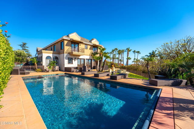 5810 Zumirez Drive, Malibu CA: https://media.crmls.org/mediaz/31c57dc5-5529-4743-9e6a-9c521b263eb4.jpg