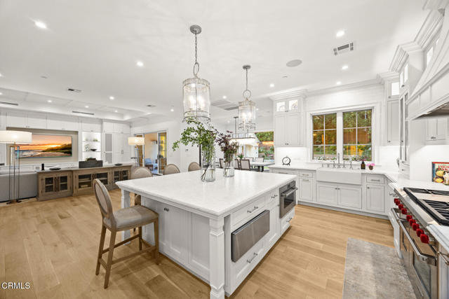 2060 Windover Road, Pasadena CA: https://media.crmls.org/mediaz/31c60060-8174-4d7d-9794-31e5b79abb88.jpg