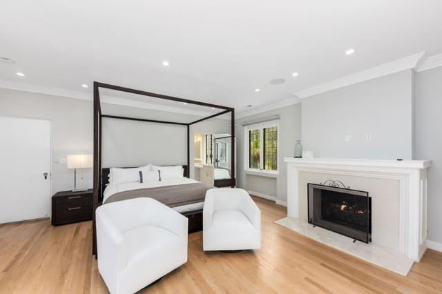 85 Fagan Drive, Hillsborough CA: https://media.crmls.org/mediaz/31c63b35-973b-479a-b4e2-f569ecbdc624.jpg