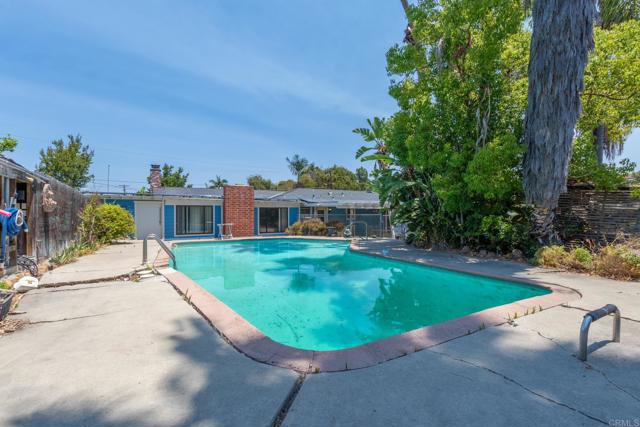 7701 Marie Avenue, La Mesa CA: https://media.crmls.org/mediaz/31c66851-36ca-41cb-99a5-90084486f6f6.jpg