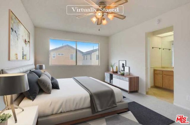 14610 Kinzie Street photo 3