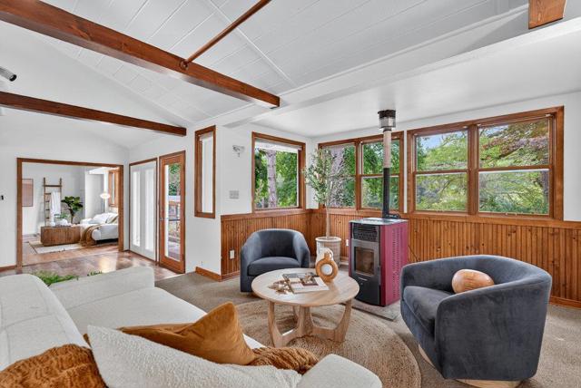 530 Flume Road, Aptos CA: https://media.crmls.org/mediaz/31c7c61b-6369-463c-ad08-359fce9dd98c.jpg