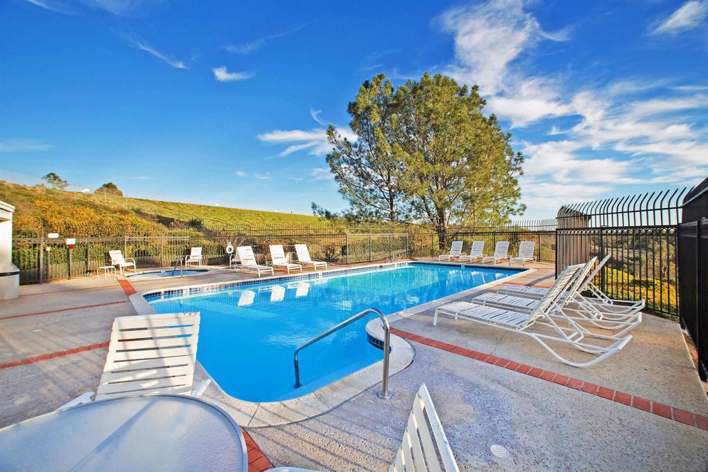 MLS #250031714SD img 35