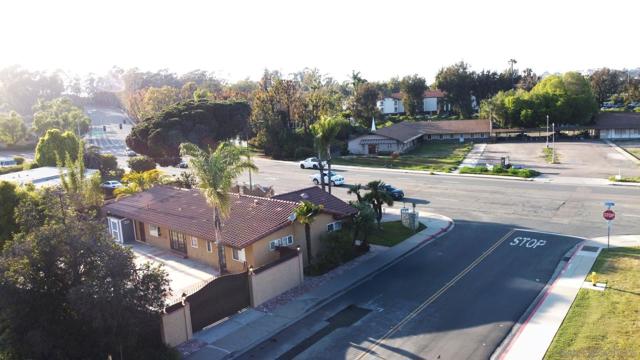 68 E Bonita Rd, Chula Vista CA: https://media.crmls.org/mediaz/31c850c7-fae4-418d-b4a7-57a790f61d2c.jpg