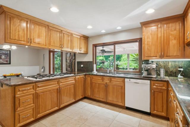 Image 25 of 72 For 1243 Hidden Mountain Drive