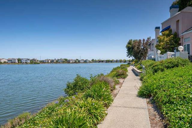 808 Lakeshore Drive,  CA: https://media.crmls.org/mediaz/31c97638-08ea-4aa1-9182-5a7caf0a963f.jpg