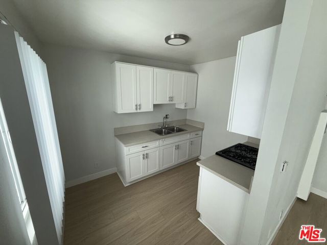 627 Coronado Terrace, Los Angeles CA: https://media.crmls.org/mediaz/31c9cfec-ef35-45ea-9dc2-f019b5e96511.jpg