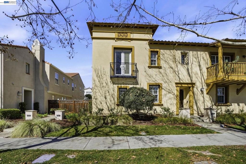 4976 Ivyleaf Springs Rd