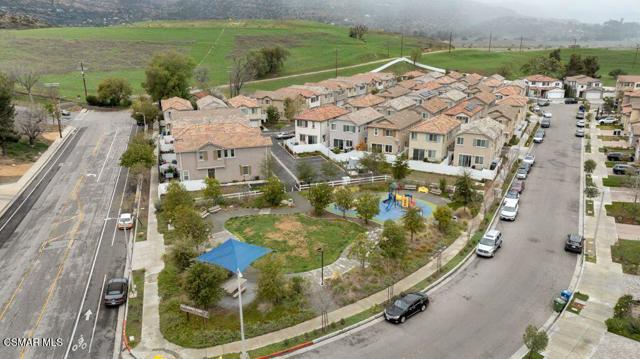 8565 N Walnut Way, West Hills CA: https://media.crmls.org/mediaz/31cad4f3-5f5b-4241-b2b1-877e0e9f541f.jpg