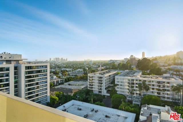 1155 N La Cienega Boulevard, West Hollywood CA: https://media.crmls.org/mediaz/31cb3433-37af-44c1-a780-0450f744a92c.jpg