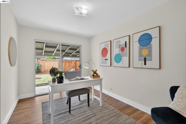 Image 16 of 32 For 15753 Via Sonata