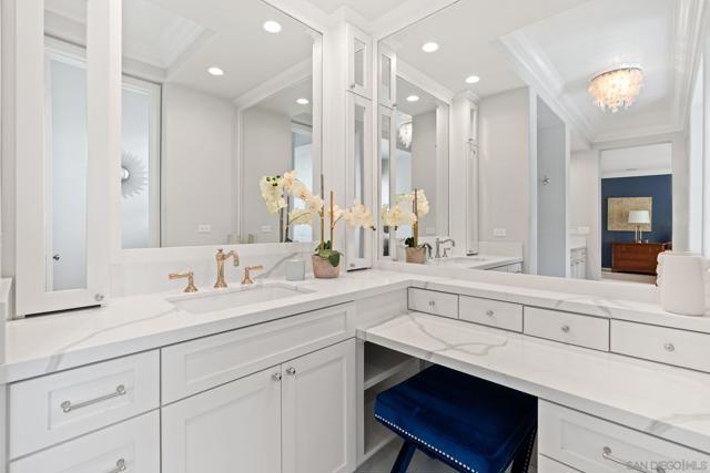 2848 Camino Serbal, San Diego CA: https://media.crmls.org/mediaz/31cb8ab7-a98e-48f1-8539-2d32344dbf10.jpg